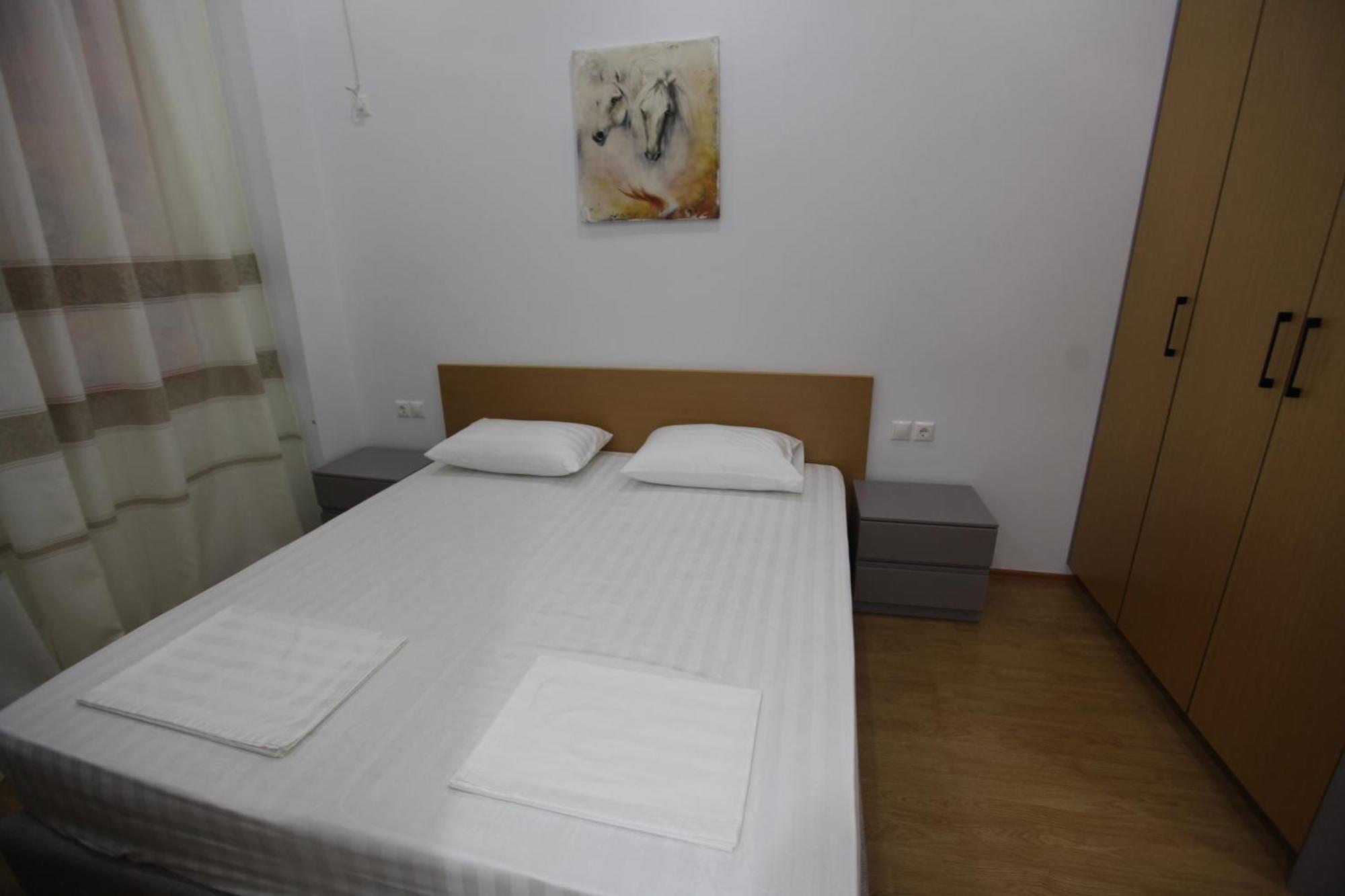 Mane Apartments Sarandë Exterior foto