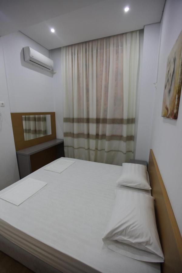 Mane Apartments Sarandë Exterior foto